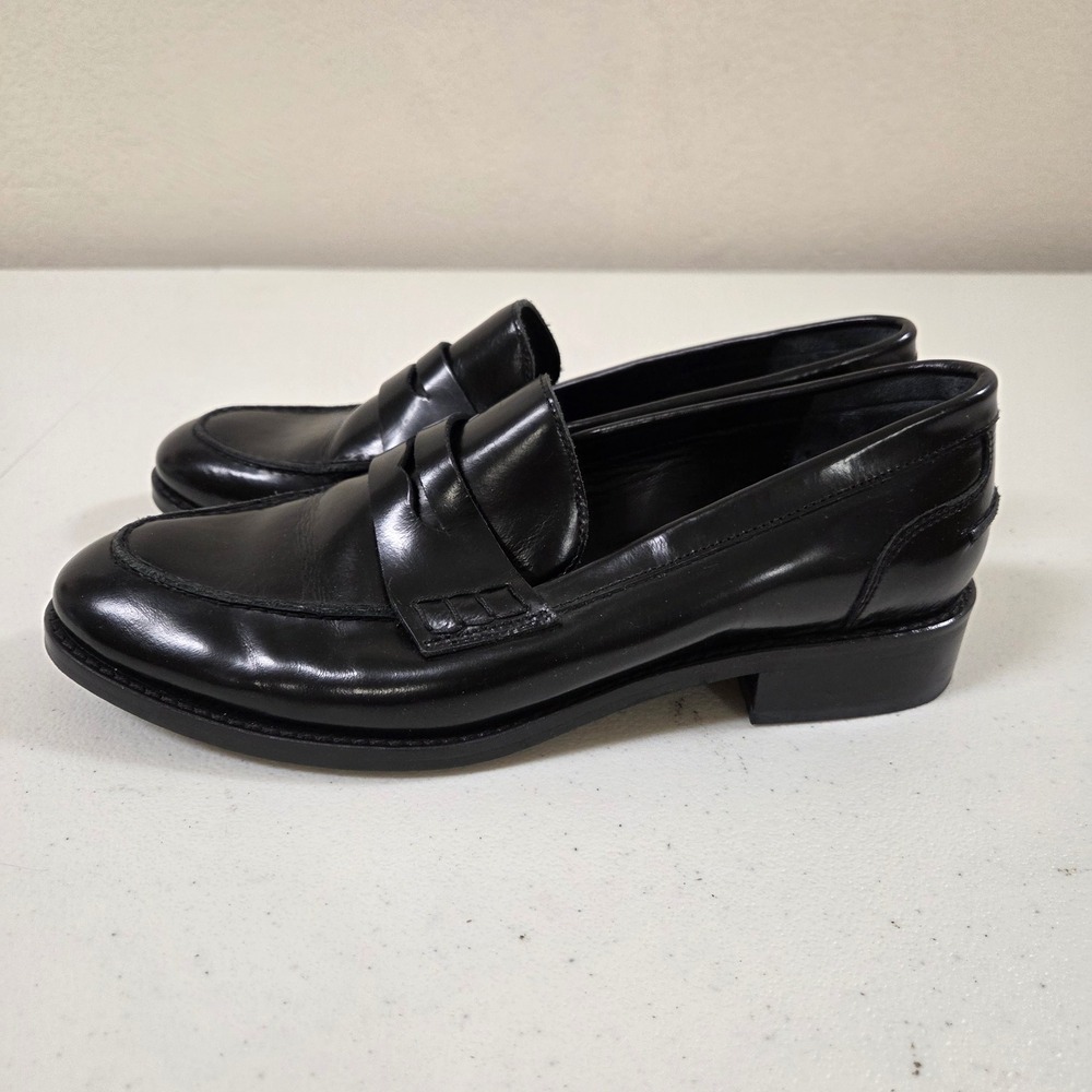 Liendo by Seychelles Black Leather Penny Loafers Size 8.5 Round Toe Slip On